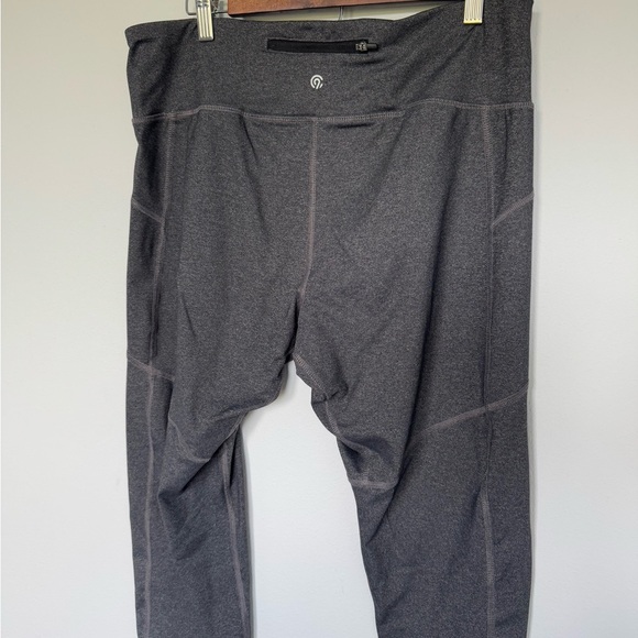 Champion Gray Athletic Capri Leggings - Picture 2 of 3